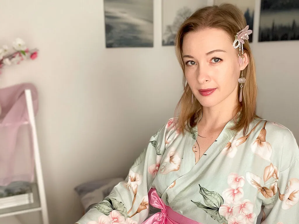 DianaPark – webcam model profile photo