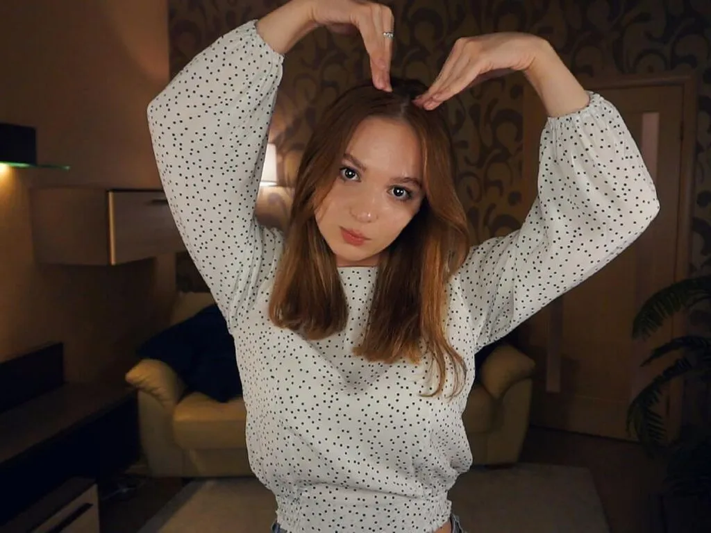 KelsiLuciani – webcam model profile photo