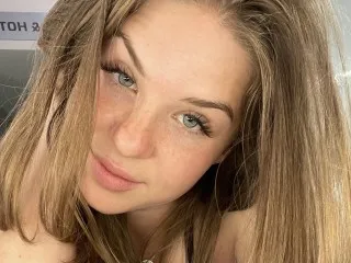 BrittneyConners – webcam model profile photo