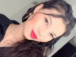 ISACUTEE – webcam model profile photo