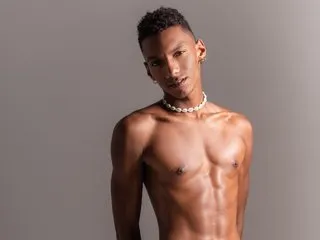 JulientSaint – webcam model profile photo