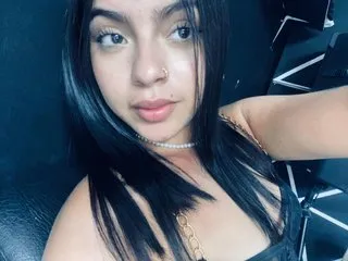 Luccy_stream33 – webcam model profile photo