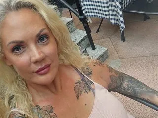Lusciousloretta_xx – webcam model profile photo
