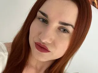 LYIAANA – webcam model profile photo