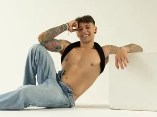 MatteoSantino – webcam model profile photo