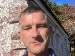 NWBuilt – webcam model profile photo