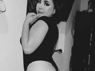 Tiphanepineda18 – webcam model profile photo
