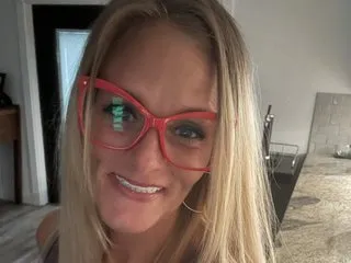 Vixxendoll87 – webcam model profile photo